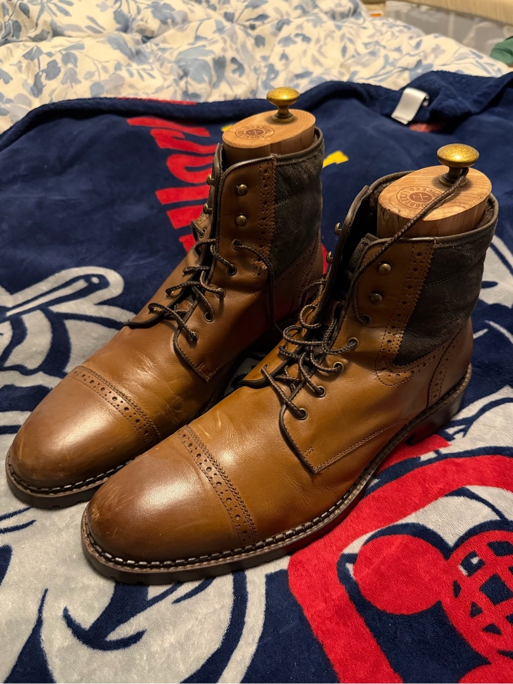 Johnston & Murphy Men’s Size 13 Brown Shearling-Lined Leather Cap Toe Boots